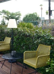 Rénover sa terrasse : à qui faire appel ?