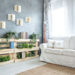 How to make a stunning living room with DIY pallets