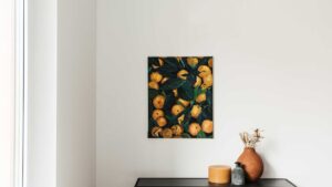 tableau accroché à un mur