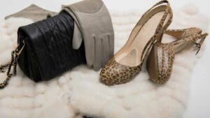 accessoire de luxe pour une tenue femme